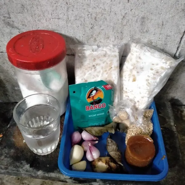 Siapkan semua bahan.