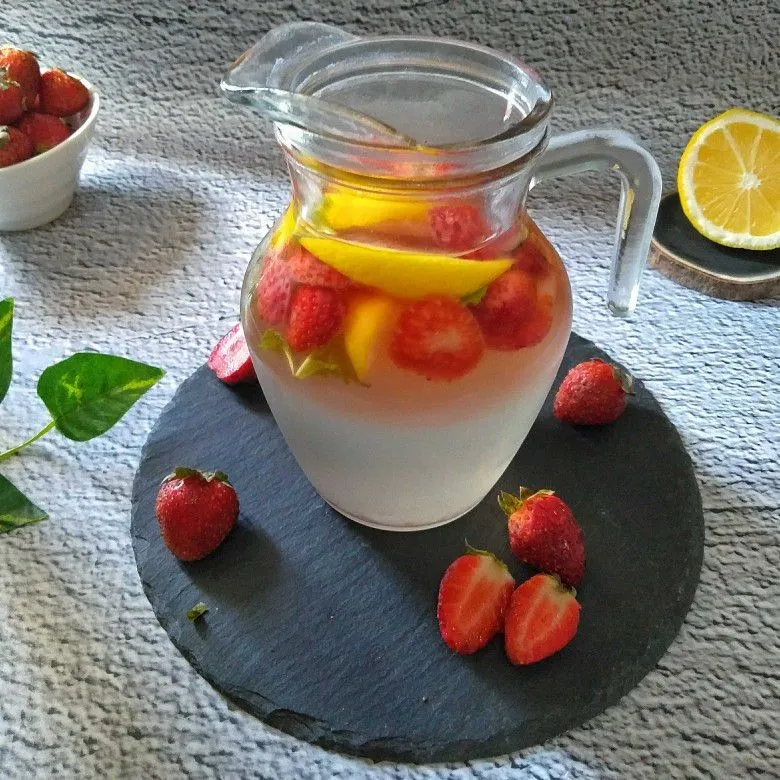 Strawberry Cocomint Lemon #JagoMasakMinggu1Periode2