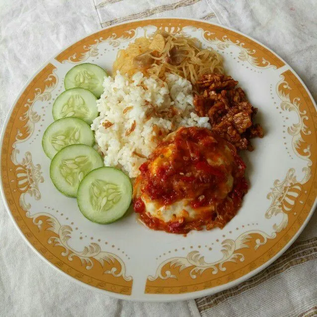 Nasi Uduk Ayam Tanpa Santan