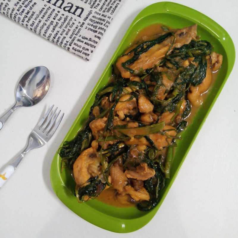 Resep Ayam Bumbu Petis Masak Kangkung dari Ummu Alfard 