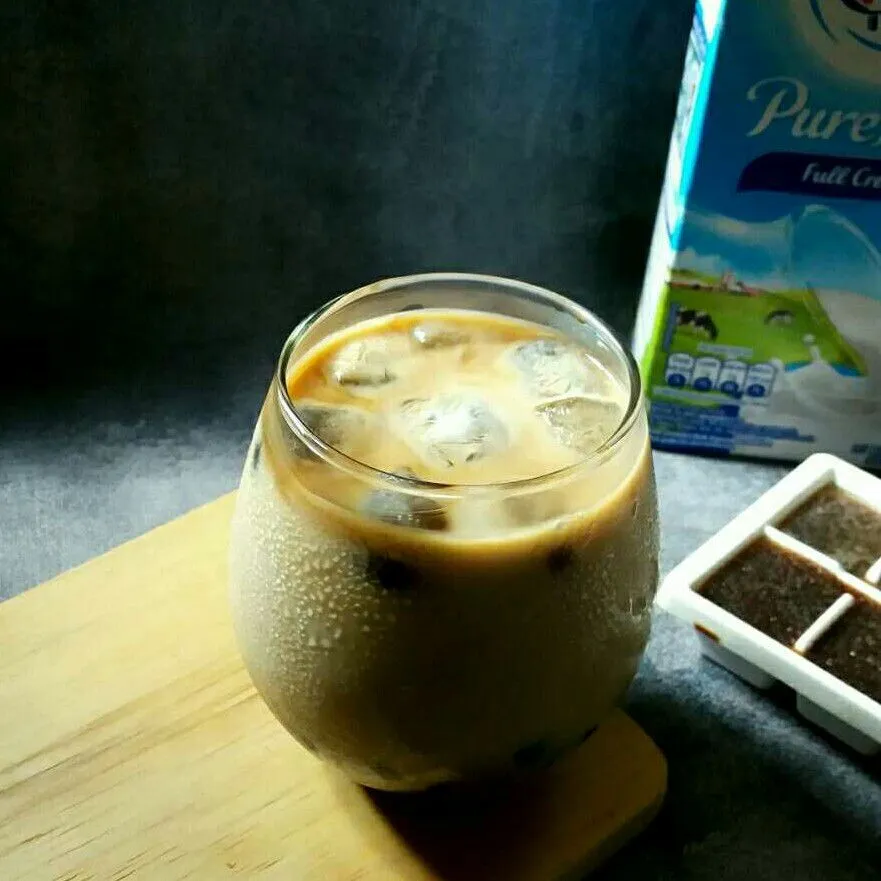 Iced Coffee Milk with Tapioca Pearl #JagoMasakMinggu1Periode2