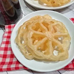 Kembang Goyang Keju