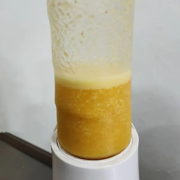 Blend hingga semua menjadi satu. Sajikan dan langsung diminum.