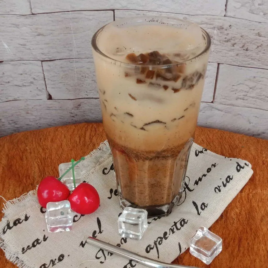 Resep Es Kopi Latte Toping Cincau #JagoMasakMinggu1Periode2 Sederhana