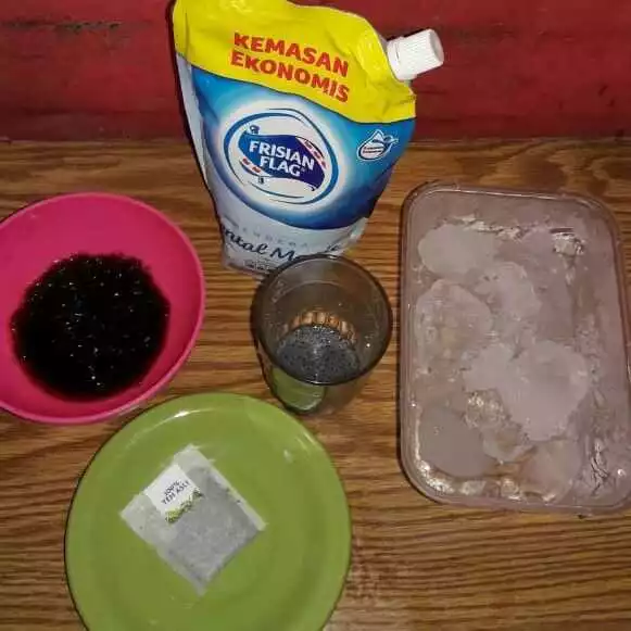 Step 1 Es Teh Tarik Cincau