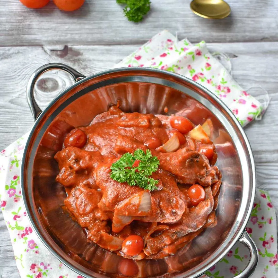 Ayam Masak Merah Menyala