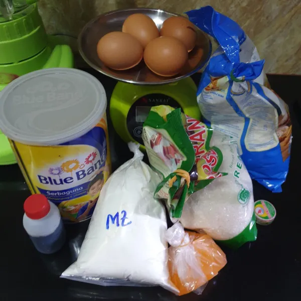 Siapkan semua bahan.