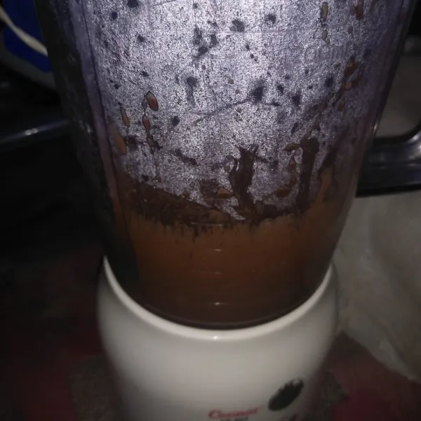 Blender hingga mengembang sempurna.