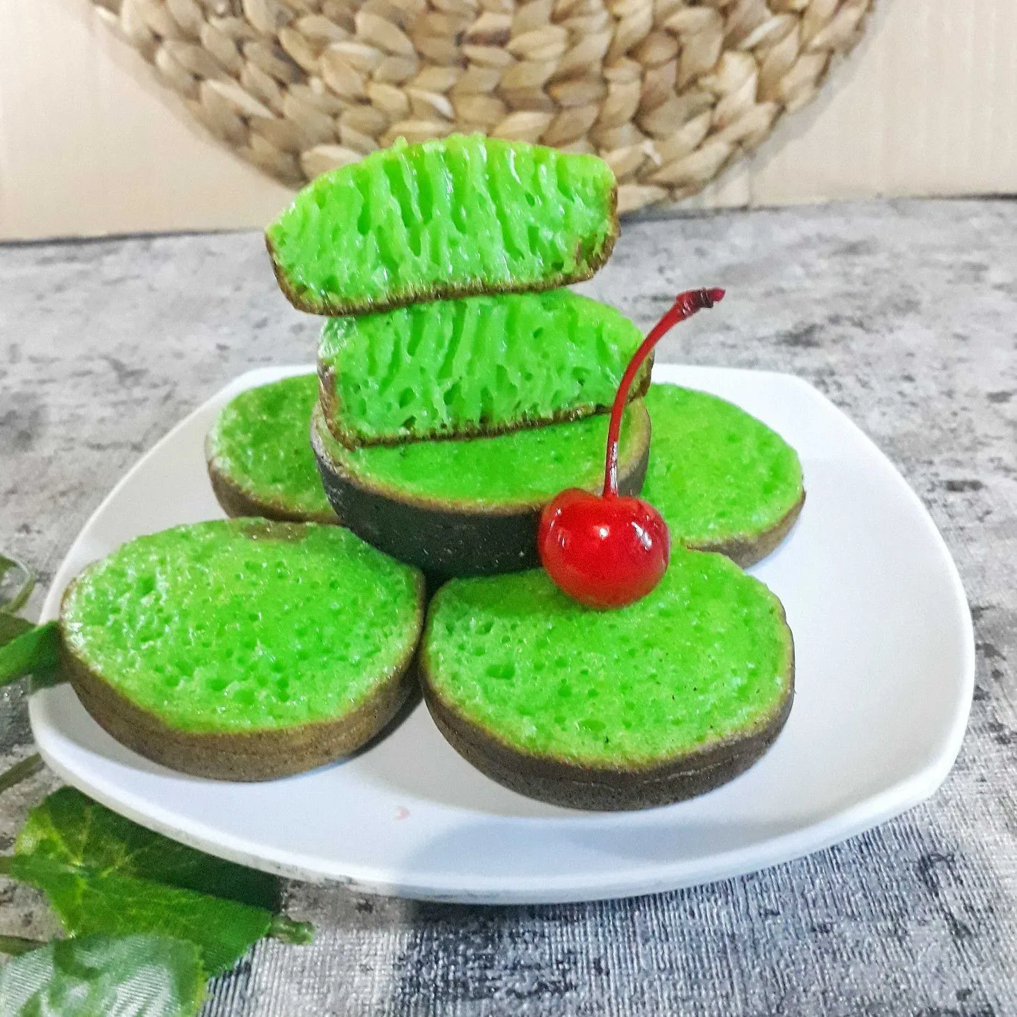 Bika Ambon Pandan Mini #JagoMasakMinggu2Periode2