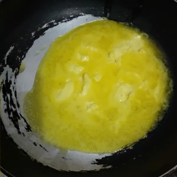 Cairkan margarin kemudian sisihkan.