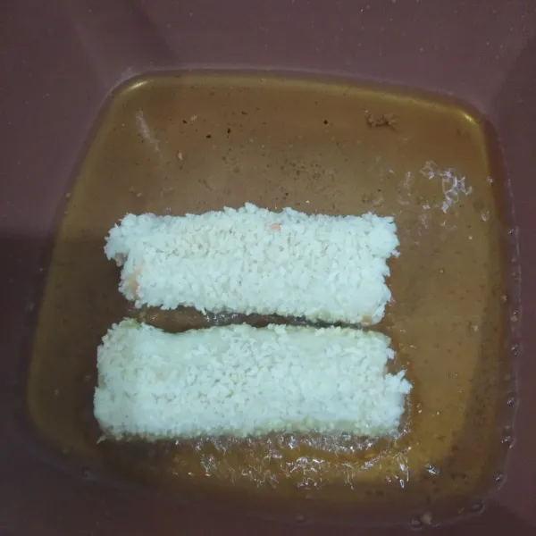 Goreng sampai warna kecoklatan.