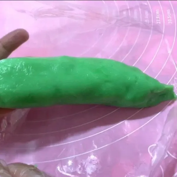 Bungkus pisang ijo seperti ini.