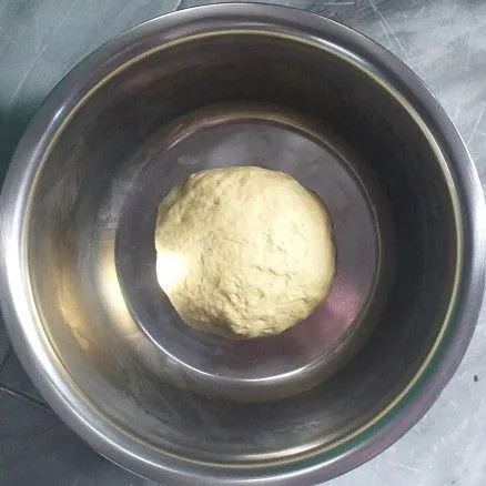 Diamkan dan tutup dengan kain bersih selama 1 jam