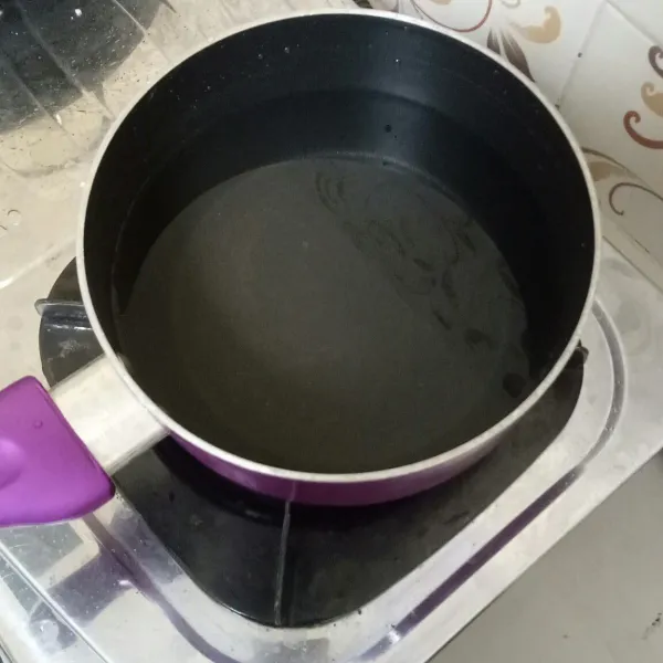 Rebus boba dengan air mendidih