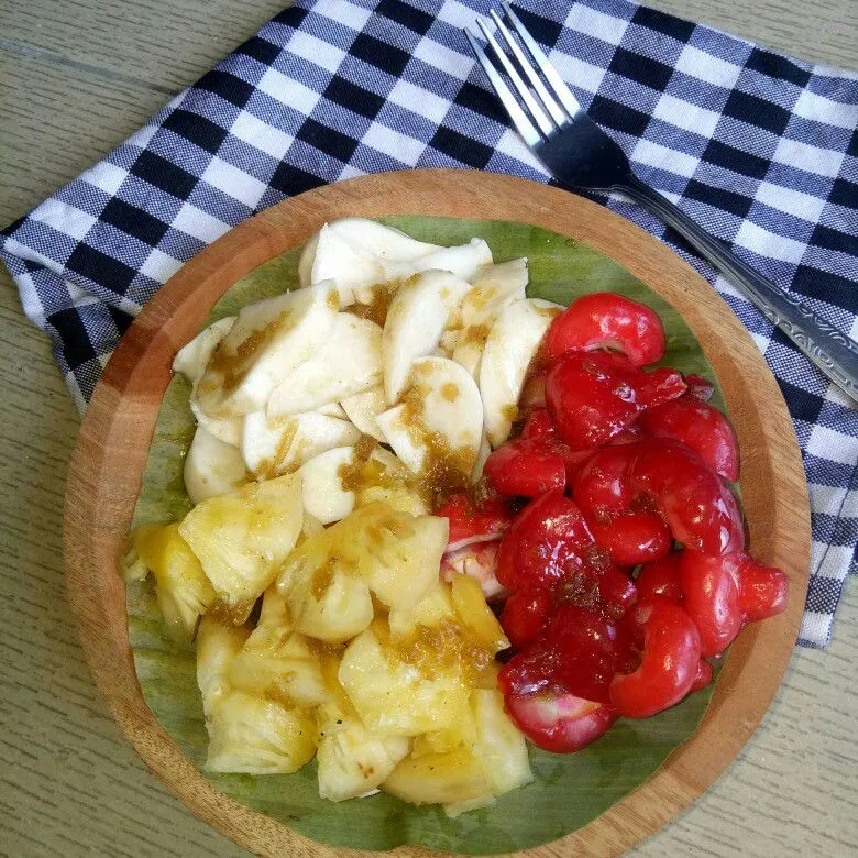 Salad Buah Bumbu Petis #JagoMasakMinggu3Periode2