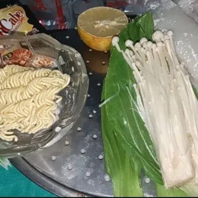 Siapkan bahan lainnya (cemplung & Bumbu).