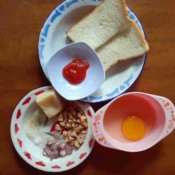 Siapkan bahannya terlebih dahulu.