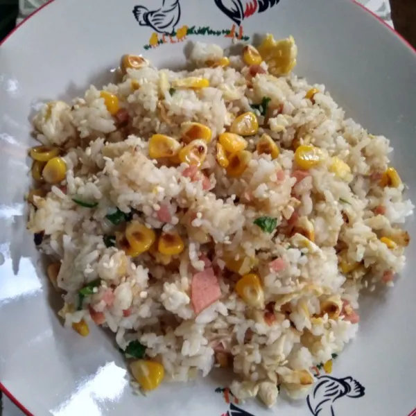 Sajikan selagi hangat.