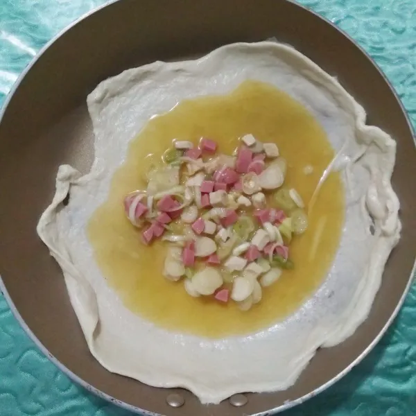 Masukkan bahan isian diatasnya.