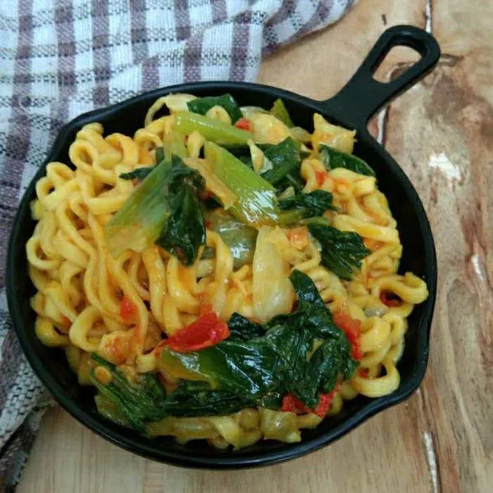 Mie Goreng Sayur bumbu Kuning #JagoMasakMinggu6Periode2