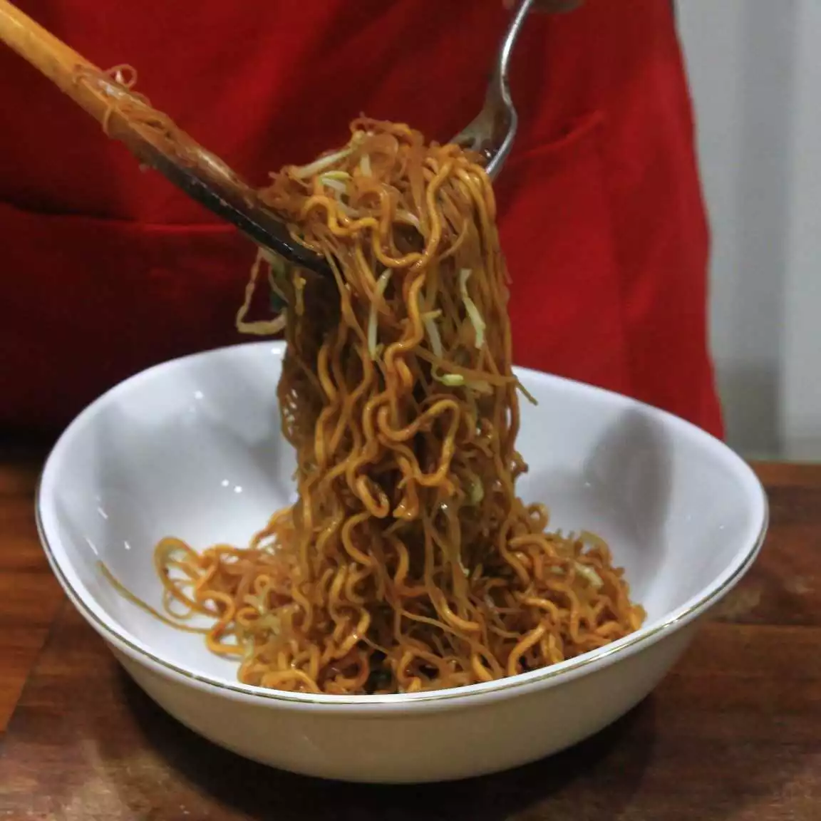 Step 7 Mie Hun Goreng Topping Seafood