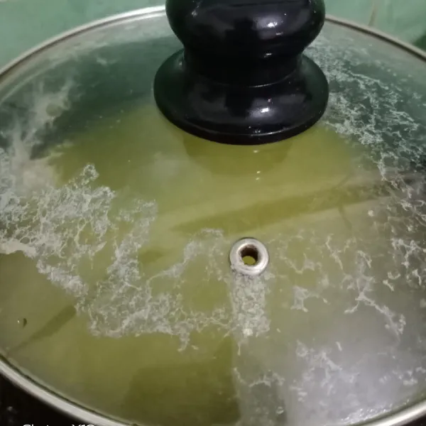 Tutup panci lalu diamkan 30 menit