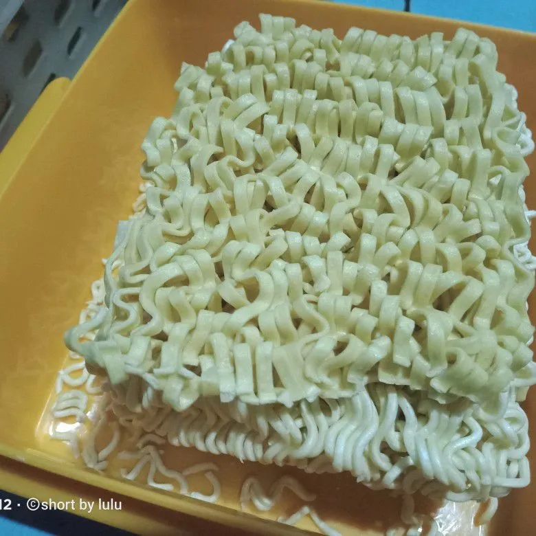 Step 1 Mie Goreng Kemiri