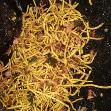 Aduk rata dan sajikan.