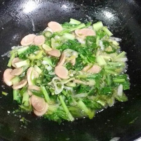 Tambahan saus tiram lada dan garam aduk rata.