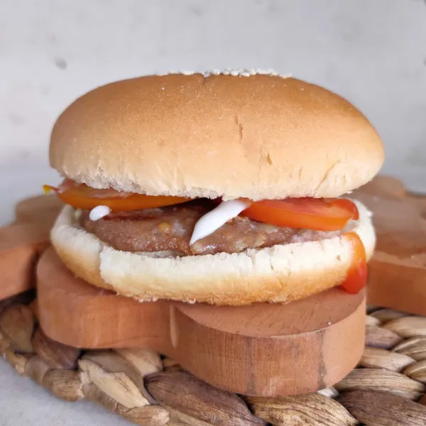 Beef Burger #JagoMasakMinggu7Periode2