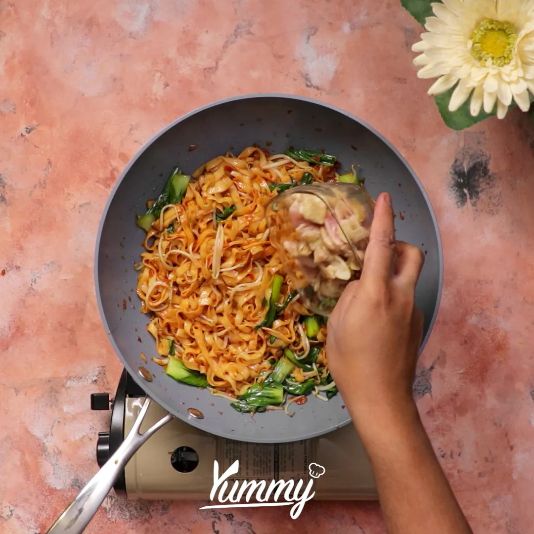 Resep Kwetiau Pedas Enak dari Chef Yummy