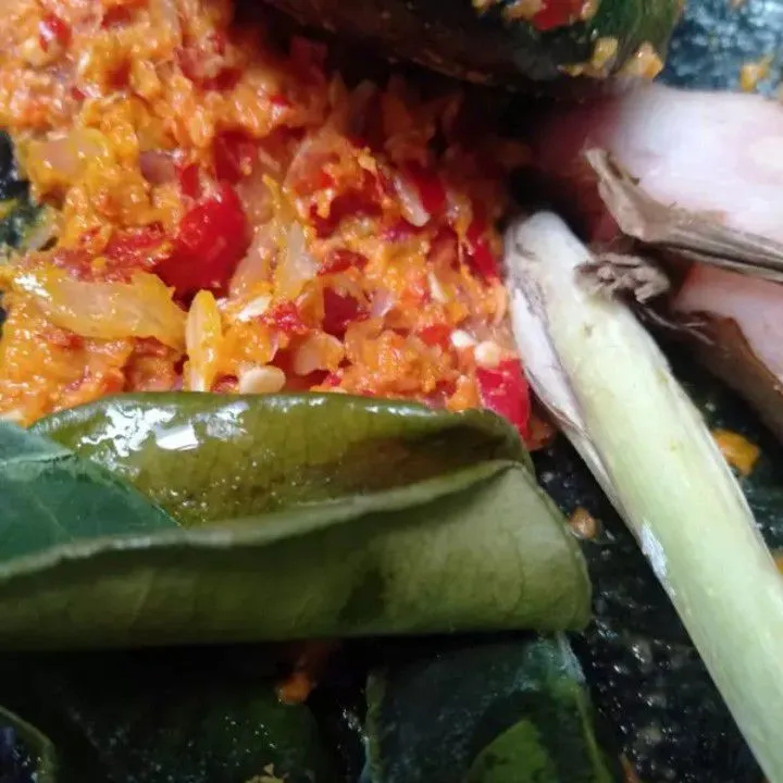 Step 1 Tengkleng Sapi Kuah Santan