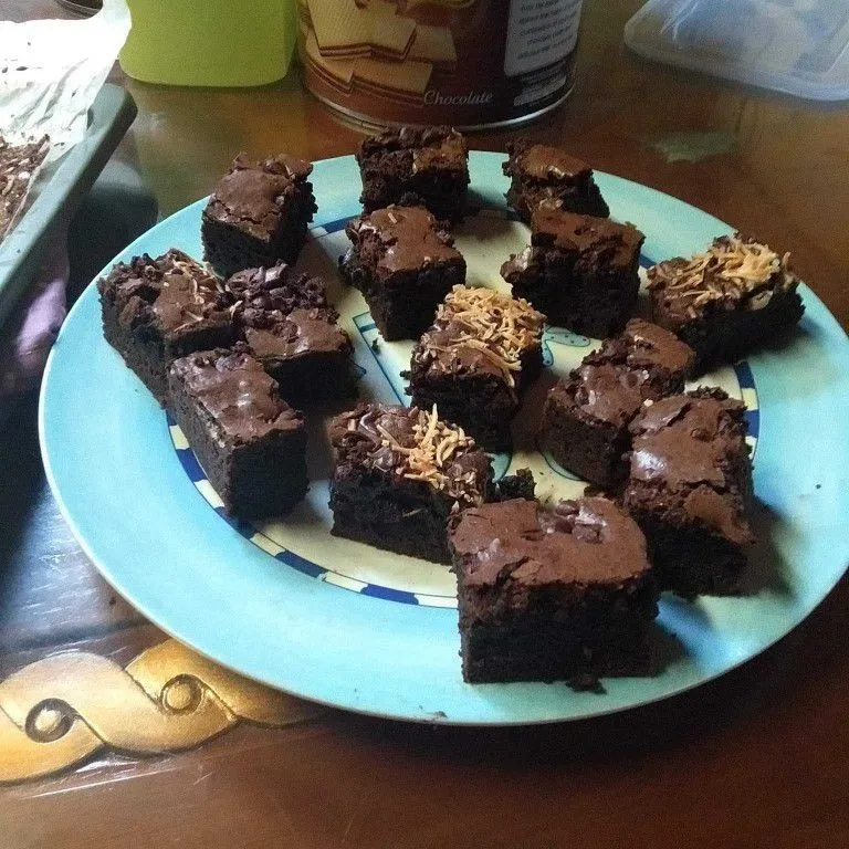 Brownies Fudgy Crancy Ala Fidya