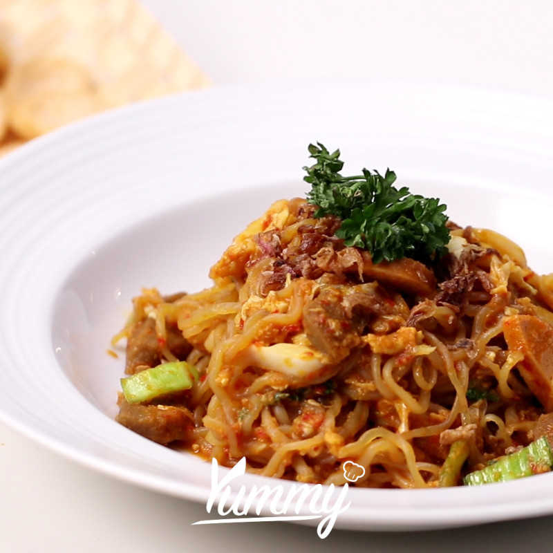 Resep dan Cara Membuat Mie Goreng Gila Shirataki dari Chef Yummy