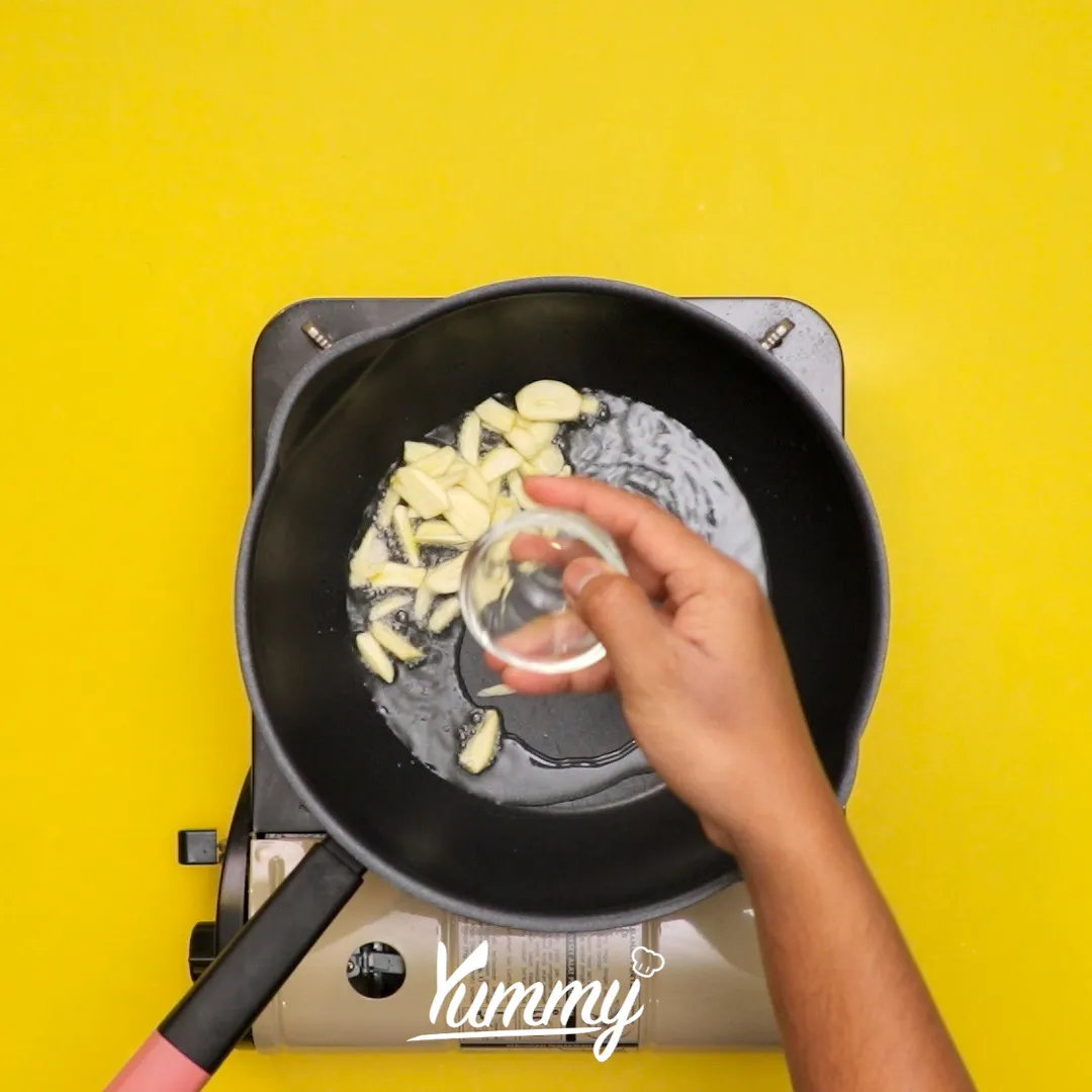 Step 1 Tumis Kangkung