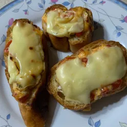 Bruschetta Hawaiian