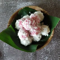 Klepon Merah Putih