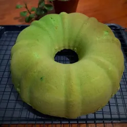 Bolu Pandan
