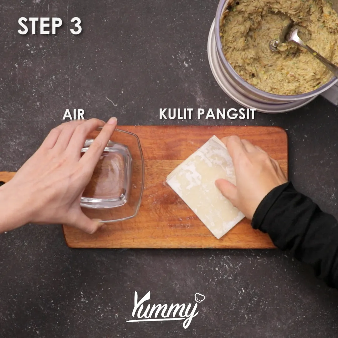 Step 3 Wonton Kari Goreng