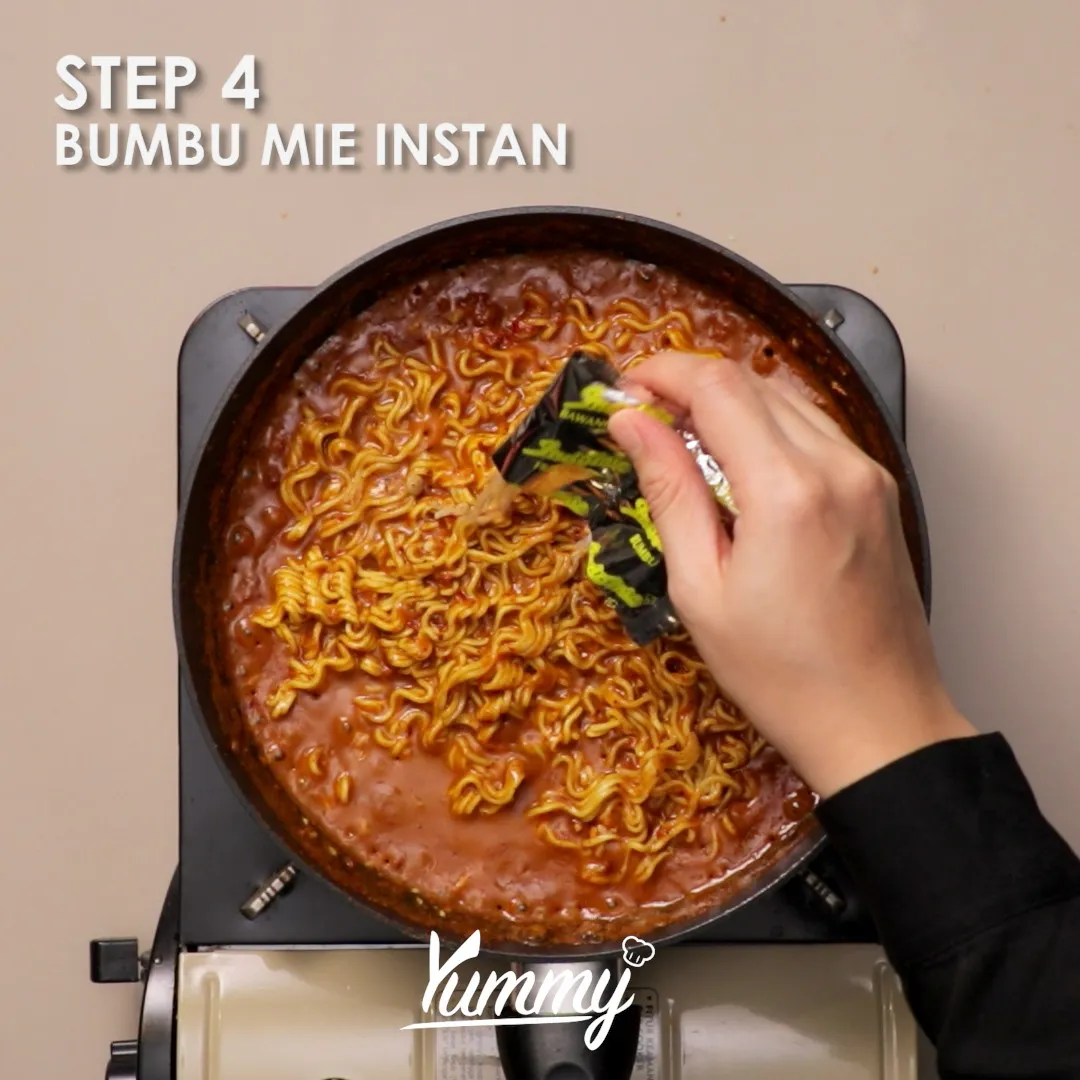 Step 4 Mie Instant Ekstra Mercon