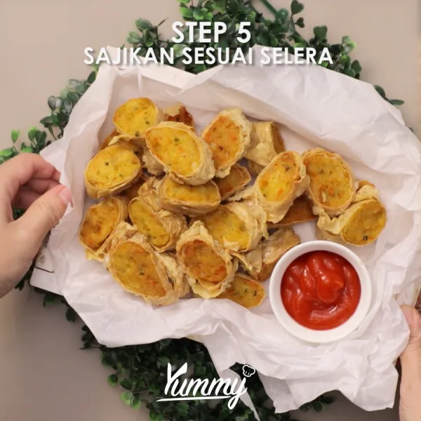 Hekeng siap disajikan dengan bahan pelengkap sesuai selera.