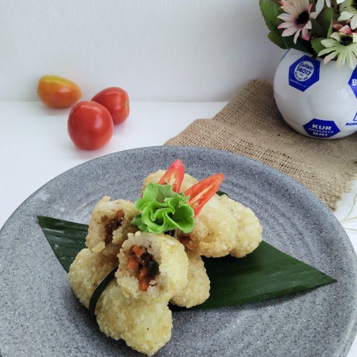 Lemper Goreng Isi Daging Pedas