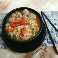 Mie Tek Tek Kuah Pedas