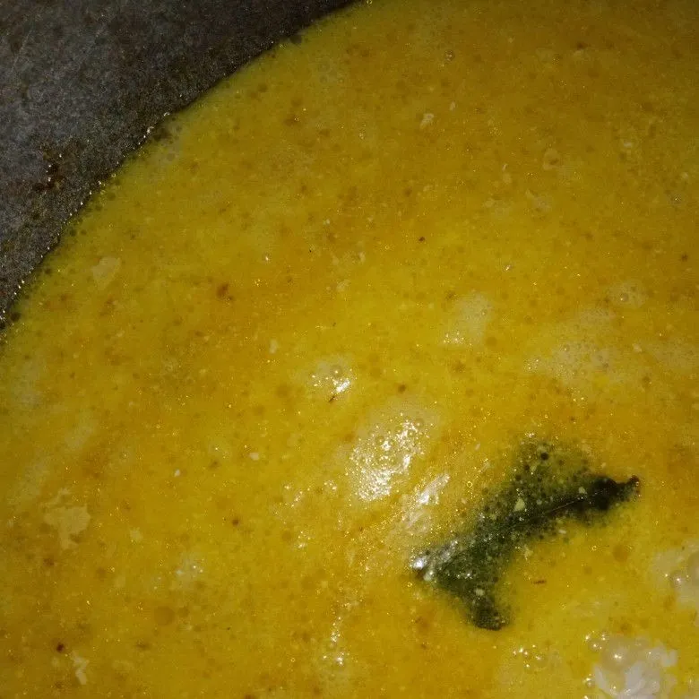 Step 2 Nasi Kuning Gurih