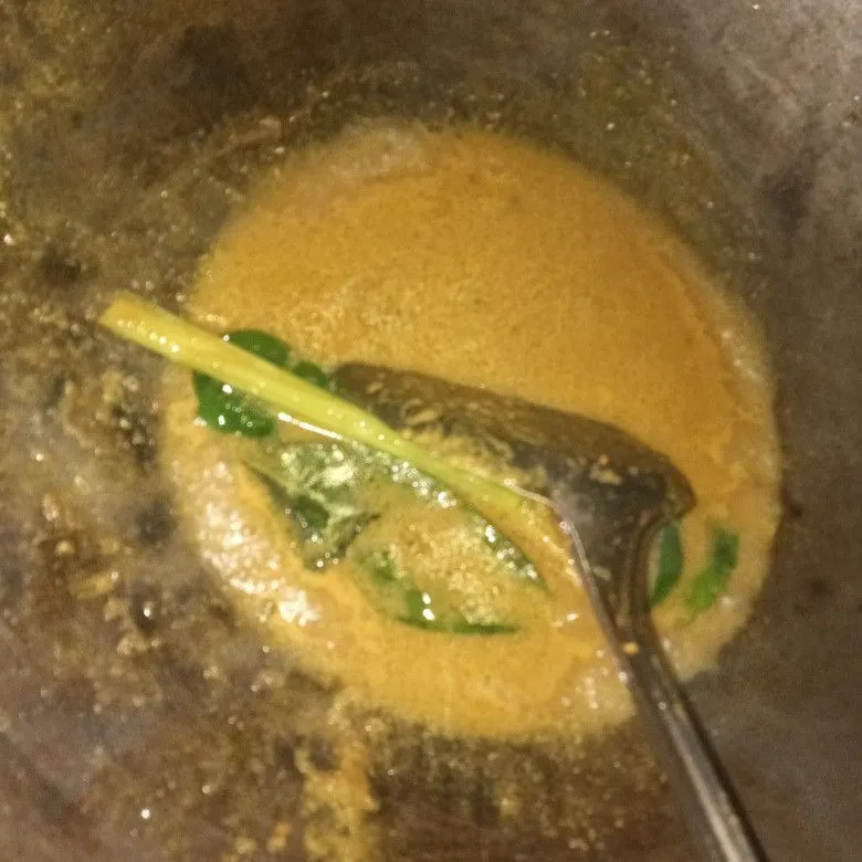 Step 1 Nasi Kuning Gurih