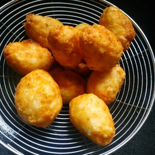 Angkat dan tiriskan.