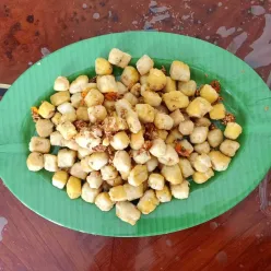 Tahu Goreng Bawang Putih