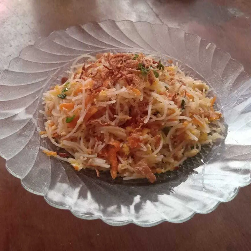 Bihun Tumis Ayam Sayur