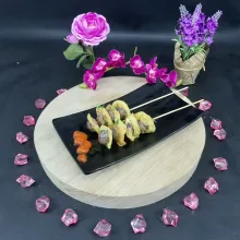 Tusuk dengan tusuk sate untuk mempermudah saat makan. Dampingi dengan saus sambal :)