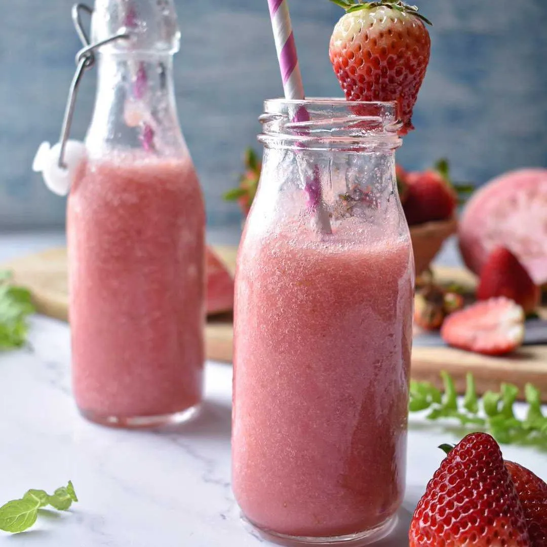 Guava Strawberry Juice